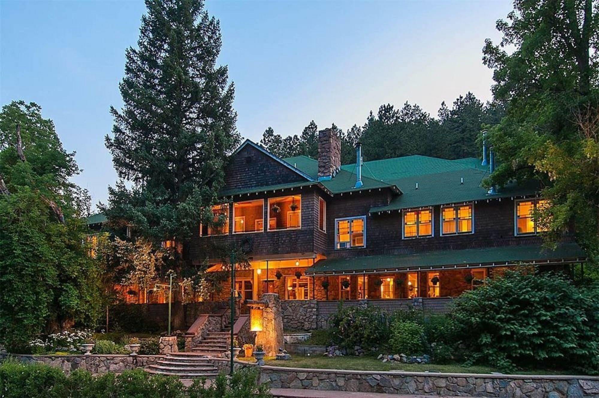Alps Boulder Canyon Inn Экстерьер фото